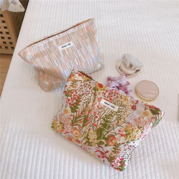 Женская косметичка из холщовой ткани, Дамский клатч, Свежие сумки для макияжа с цветочным узором, Органайзер для гигиенических салфеток, сумка для хранения